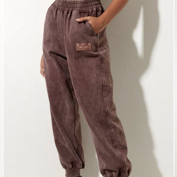 Roider Jogger In Brown Wash L'Amour Motel Label Embro - Picture 2 of 6